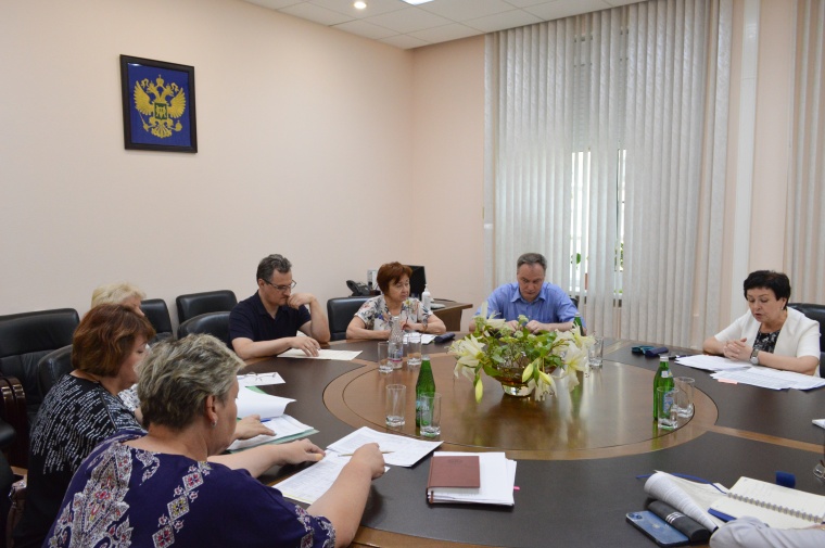 Позиция профсоюзов: индексировать заработную ​ плату всех работников как минимум на 10​ %