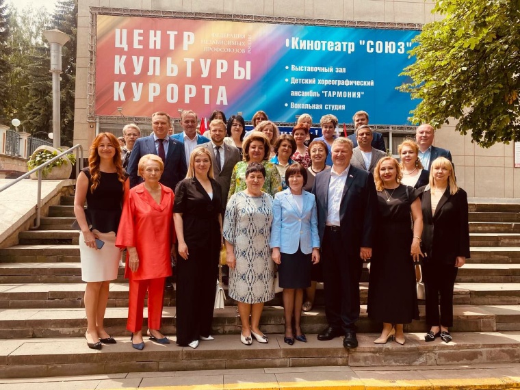 С Днем медицинского работника!