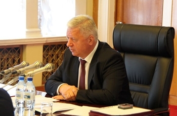 До встречи в первомайских колоннах!