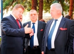 Совсем немного времени нас отделяет от знаменательной для российских профсоюзов даты – 20-летия со дня образования Федерации независимых профсоюзов России