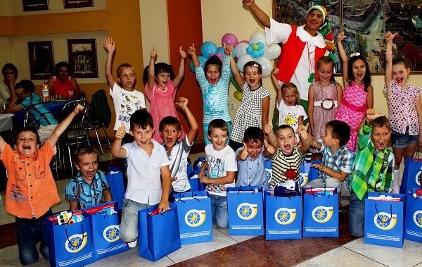 С профсоюзом - в первый класс!