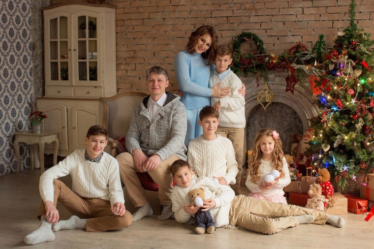 Семейные ценности в приоритете: названы победители краевого конкурса коллективных договоров