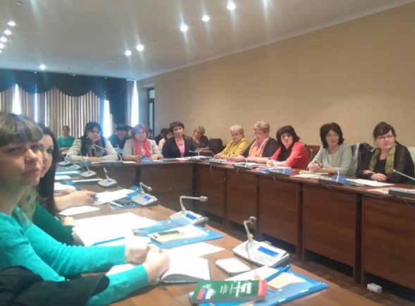 Оплату труда – под контроль профсоюзов